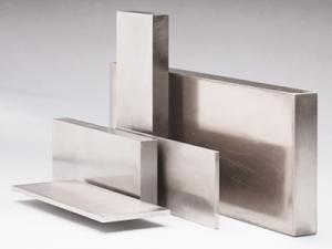 Polished molybdenum plate
